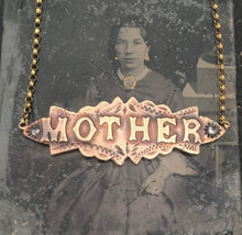 Load image into Gallery viewer, MOTHER NECKLACE (Pre-order)
